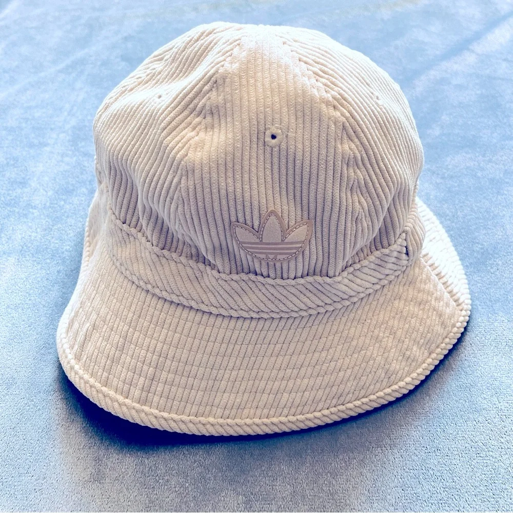 Adidas Original Adicolor Contemporary Corduroy Bucket Hat